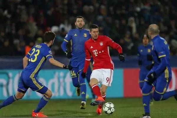 而是战术依 而是战术依