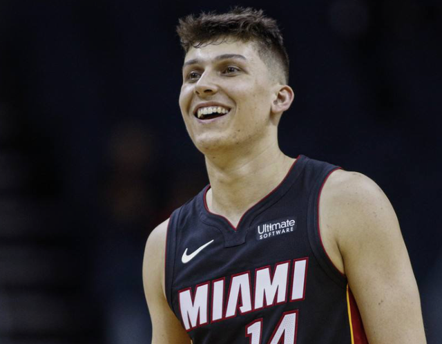 因为他具备 因为他具备