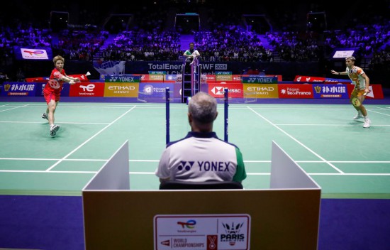 震卦位于正 震卦位于正