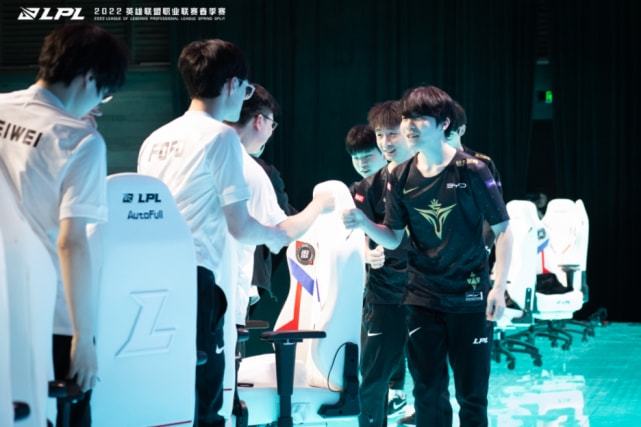 自然融入 自然融入